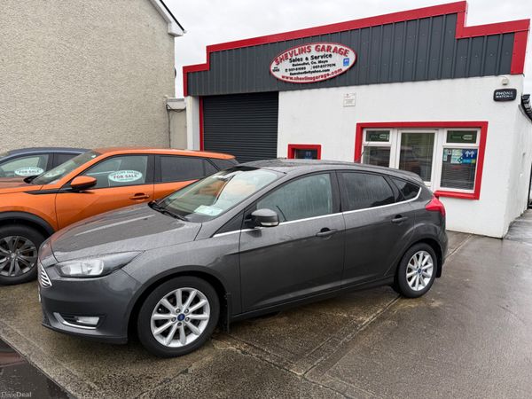 Ford Focus Hatchback, Diesel, 2016, Grey