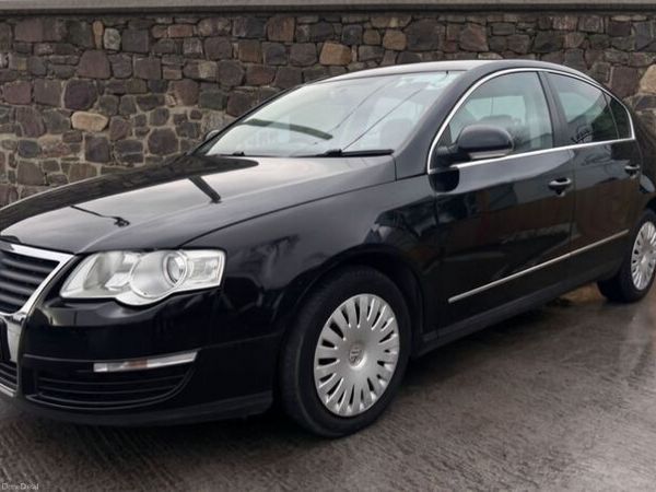 Volkswagen Passat Saloon, Petrol, 2007, Black