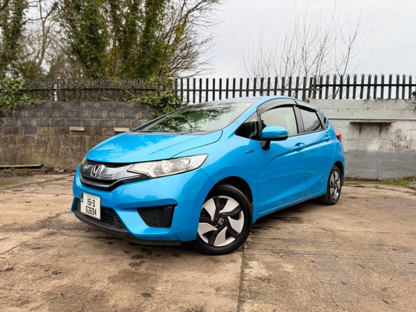 Honda Fit Hatchback, Petrol Hybrid, 2015, Blue