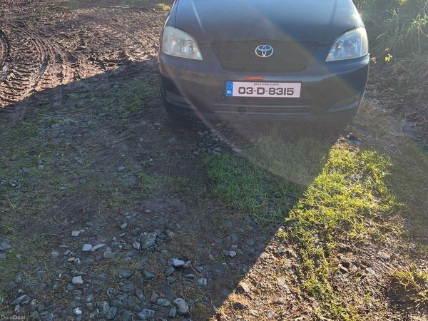 Toyota Corolla Hatchback, Petrol, 2003, Black