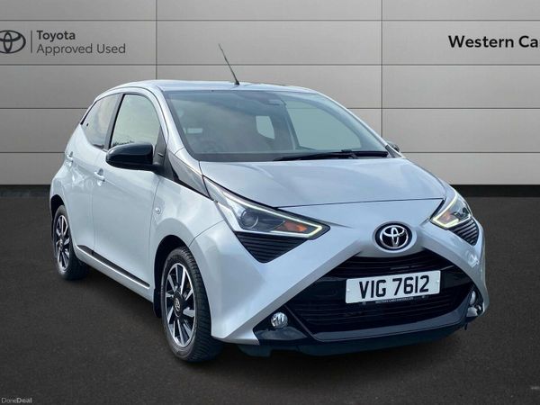 Toyota Aygo Hatchback, Petrol, 2021, Silver
