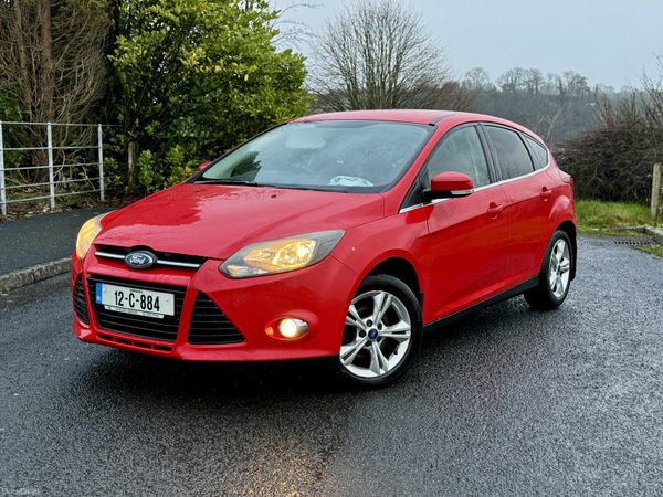 Ford Focus Hatchback, Diesel, 2012, Red