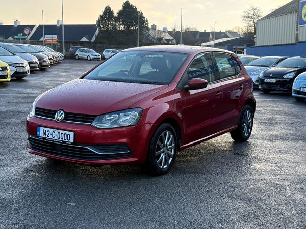 Volkswagen Polo Hatchback, Petrol, 2014, Red