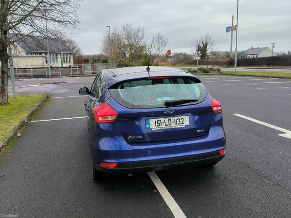 Ford Focus Hatchback, Petrol, 2015, Blue