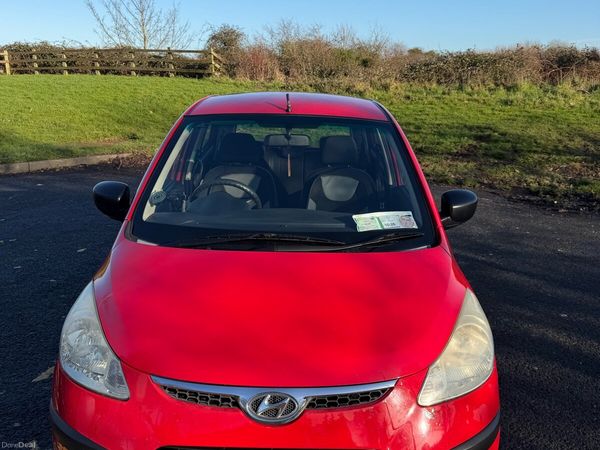 Hyundai i10 Hatchback, Petrol, 2009, Red
