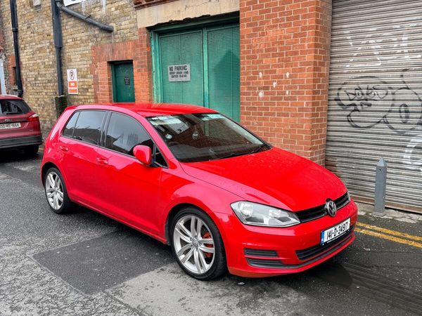 Volkswagen Golf Hatchback, Diesel, 2014, Red