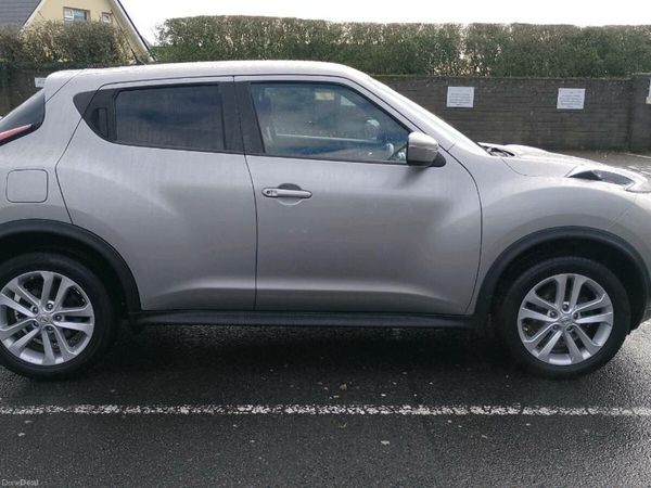 Nissan Juke SUV, Petrol, 2015, Silver