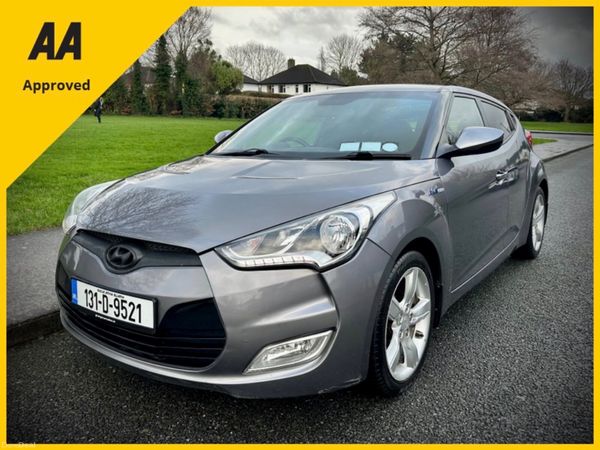 Hyundai Veloster Hatchback, Petrol, 2013, Silver