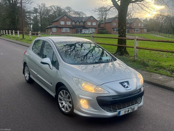 Peugeot 308 Hatchback, Diesel, 2011, Grey