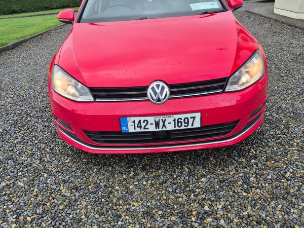 Volkswagen Golf Hatchback, Diesel, 2014, Red