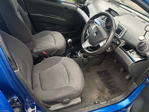 Chevrolet Spark Hatchback, Petrol, 2010, Blue