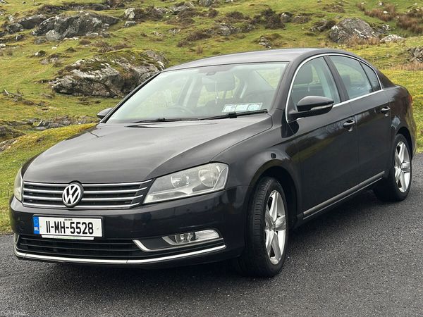 Volkswagen Passat Saloon, Diesel, 2011, Black