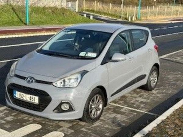 Hyundai i10 Hatchback, Petrol, 2015, Grey