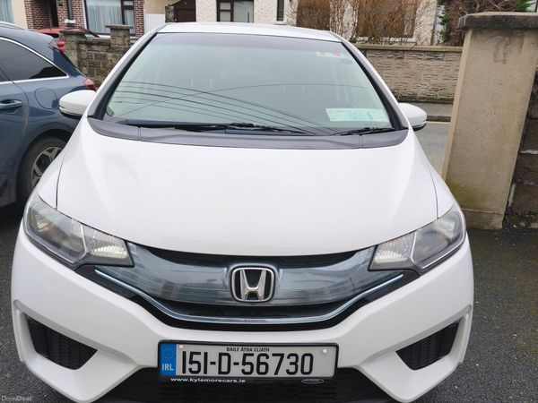 Honda Fit Hatchback, Petrol Hybrid, 2015, White
