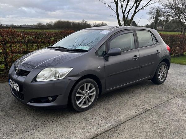 Toyota Auris Hatchback, Diesel, 2009, Grey