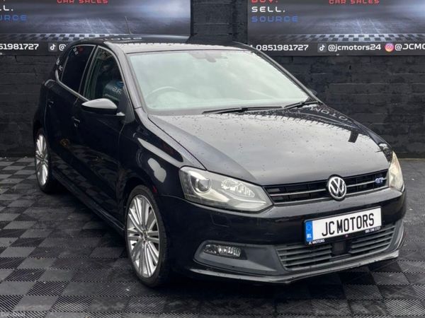 Volkswagen Polo Hatchback, Petrol, 2015, Black
