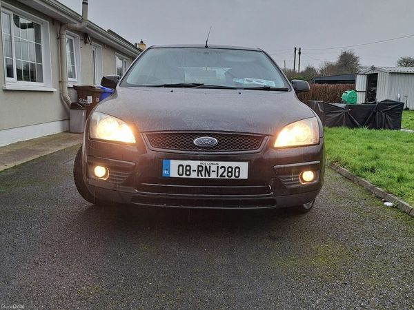 Ford Focus Hatchback, Petrol, 2008, Black