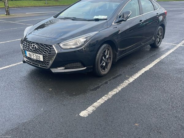 Hyundai i40 Saloon, Diesel, 2019, Black