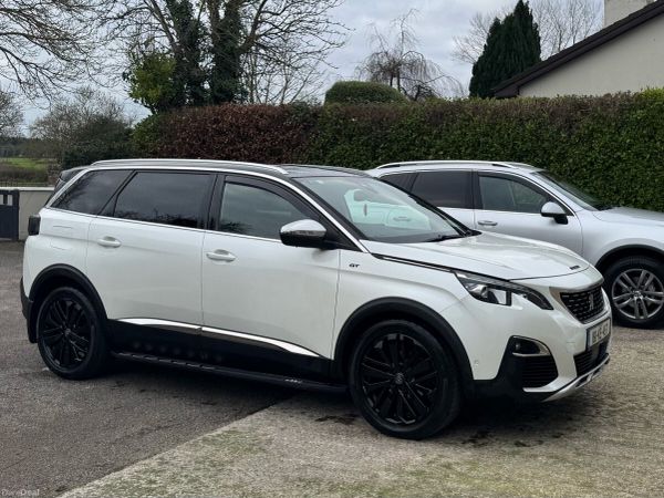 Peugeot 5008 MPV, Diesel, 2018, White