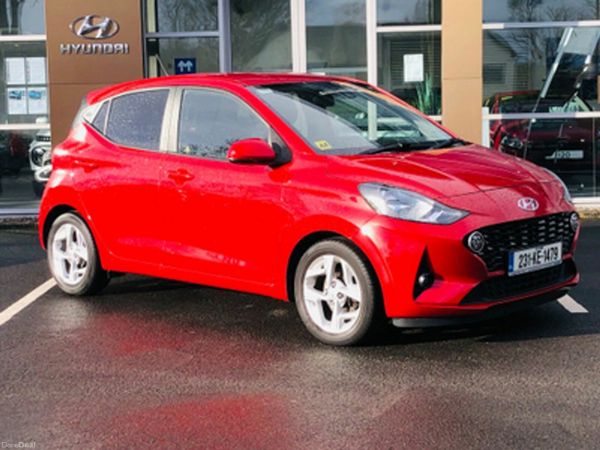 Hyundai i10 Hatchback, Petrol, 2023, Red