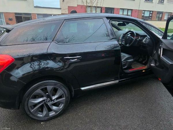 Citroen DS 5 Hatchback, Diesel, 2012, Black