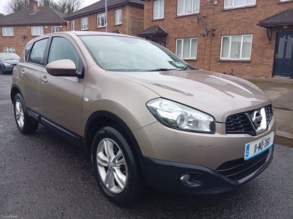 Nissan Qashqai Hatchback, Diesel, 2011, Beige