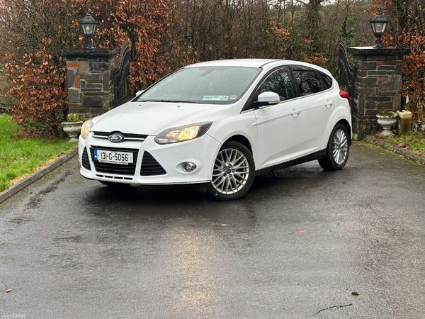 Ford Focus Hatchback, Petrol, 2013, White