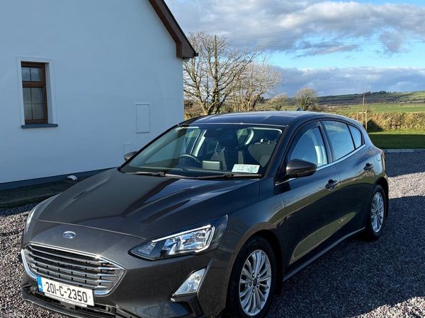 Ford Focus Hatchback, Petrol, 2020, Grey