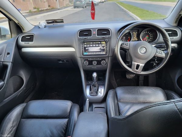 Volkswagen Golf Hatchback, Diesel, 2012, Silver