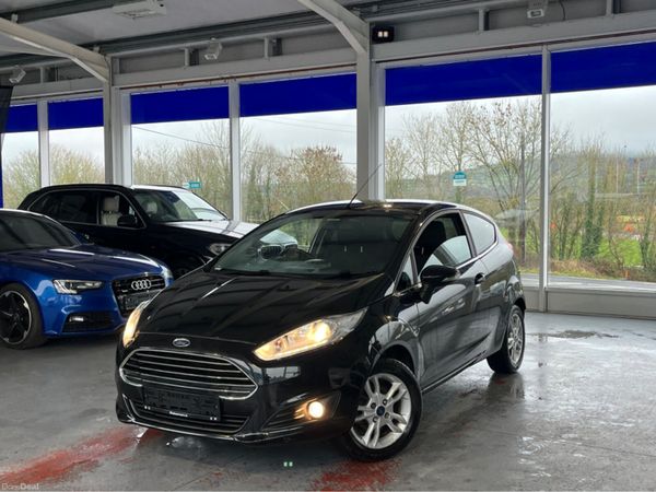 Ford Fiesta Hatchback, Petrol, 2017, Black