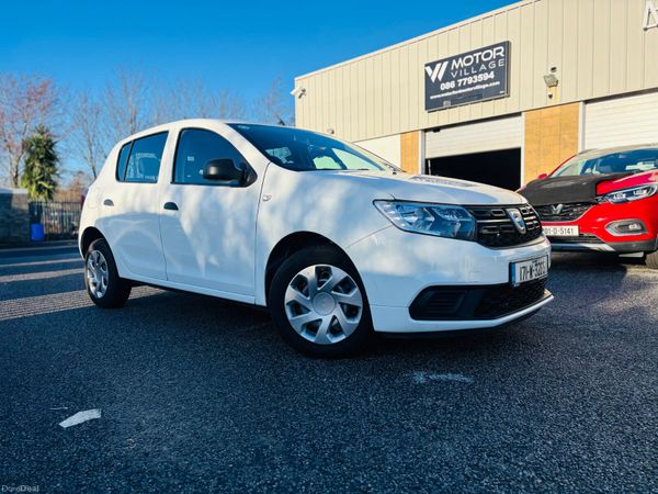 Dacia Sandero Hatchback, Petrol, 2017, White