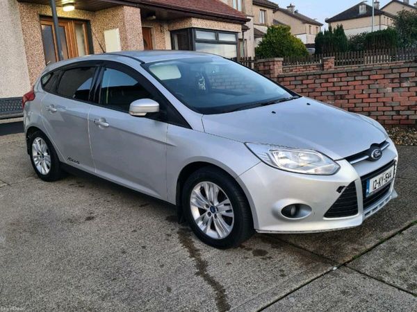Ford Focus Hatchback, Diesel, 2012, Silver