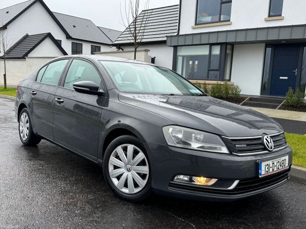 Volkswagen Passat Saloon, Diesel, 2013, Grey
