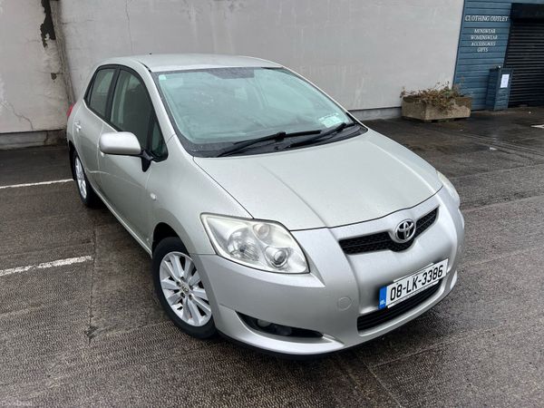 Toyota Auris Hatchback, Petrol, 2008, Silver