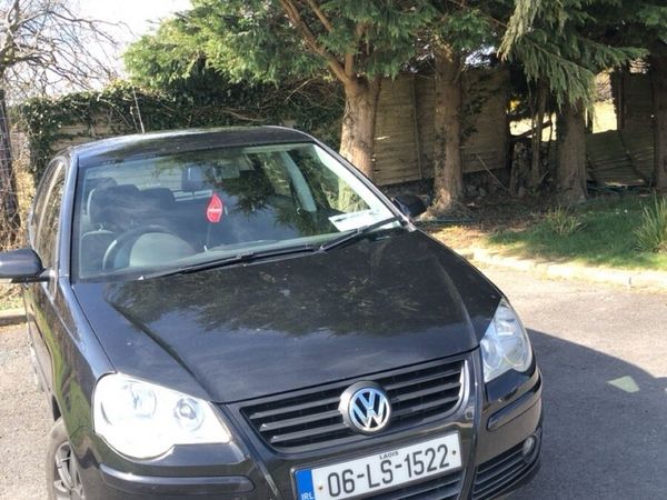 Volkswagen Polo Hatchback, Petrol, 2006, Black