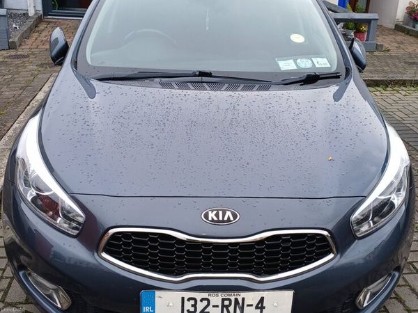 Kia Ceed Hatchback, Diesel, 2013, Blue