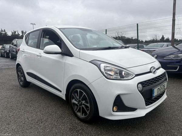 Hyundai i10 Hatchback, Petrol, 2017, White
