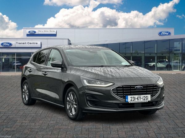 Ford Focus Hatchback, Petrol, 2023, Grey