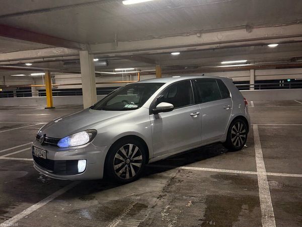 Volkswagen Golf Hatchback, Diesel, 2010, Silver