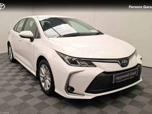 Toyota Corolla Saloon, Petrol Hybrid, 2023, White