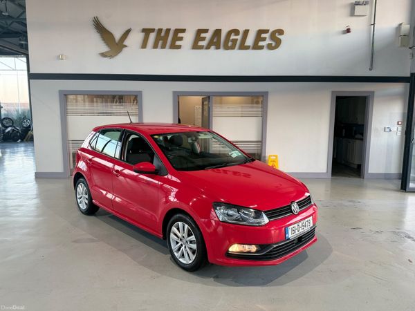Volkswagen Polo Hatchback, Petrol, 2015, Red