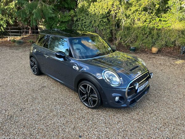 Mini Cooper Hatchback, Diesel, 2016, Grey