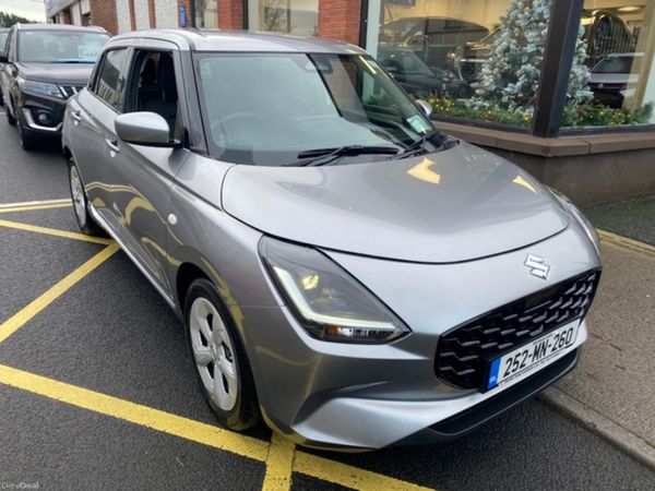 Suzuki Swift Hatchback, Petrol Hybrid, 2025, Grey