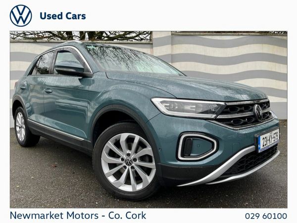 Volkswagen T-Roc SUV, Diesel, 2023, Blue