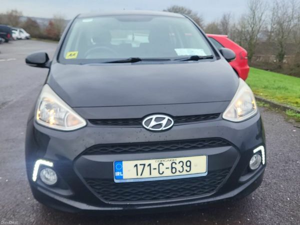 Hyundai i10 Hatchback, Petrol, 2017, Black