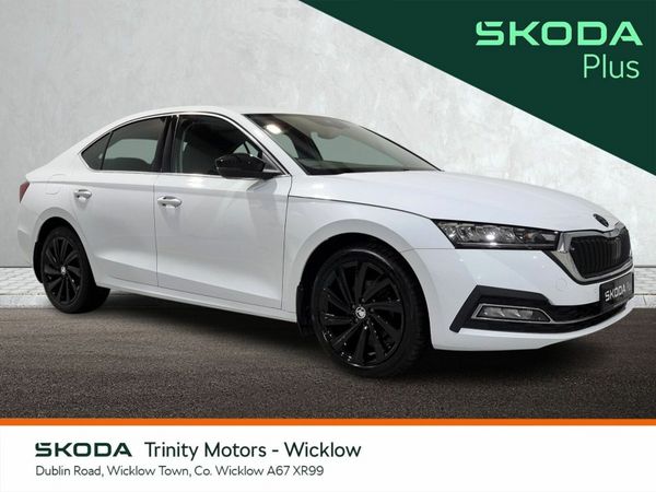 Skoda Octavia Saloon, Diesel, 2023, White