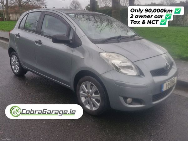 Toyota Yaris Hatchback, Petrol, 2011, Silver