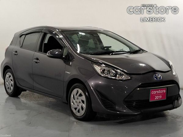 Toyota Aqua Hatchback, Petrol Hybrid, 2019, Grey