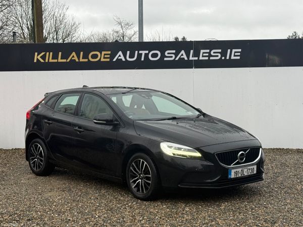 Volvo V40 Estate, Diesel, 2019, Black