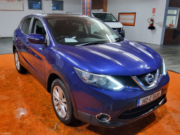 Nissan Qashqai Hatchback, Petrol, 2014, Blue